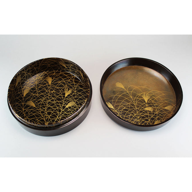 月薄蒔絵鏡巣　長野横笛【Mirror box with moon and silvergrass design by Outeki Nagano】 [k0373]