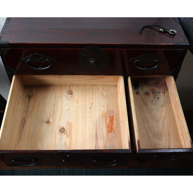 時代箪笥／桜紋金具米沢小箪笥　スタンド付き【Yonezawa small chest with metal stand】 [j1204]　Japanese Antique Furniture