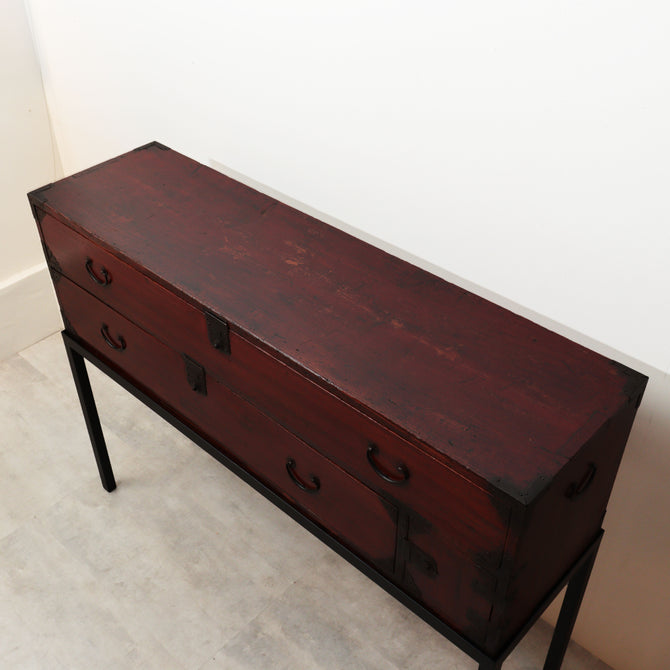 時代箪笥／刀箪笥（嘉永六年墨書き）　スタンド付き【Edo era KATANA chest with metal stand】 [j1206]　Japanese Antique Furniture