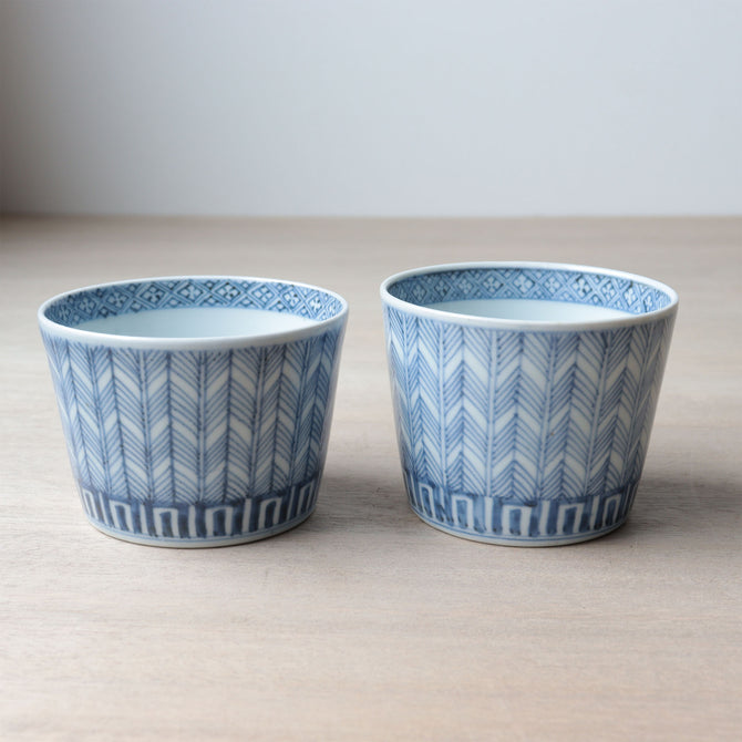 矢羽根文様蕎麦猪口　一客　【OLD IMARI SOBA CHOKO -soba noodle cup 1pc】[p0354]