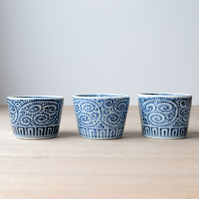 古伊万里蛸唐草紋様蕎麦猪口　1客【OLD IMARI SOBA CHOKO -soba noodle cup 1pc】[p0350]