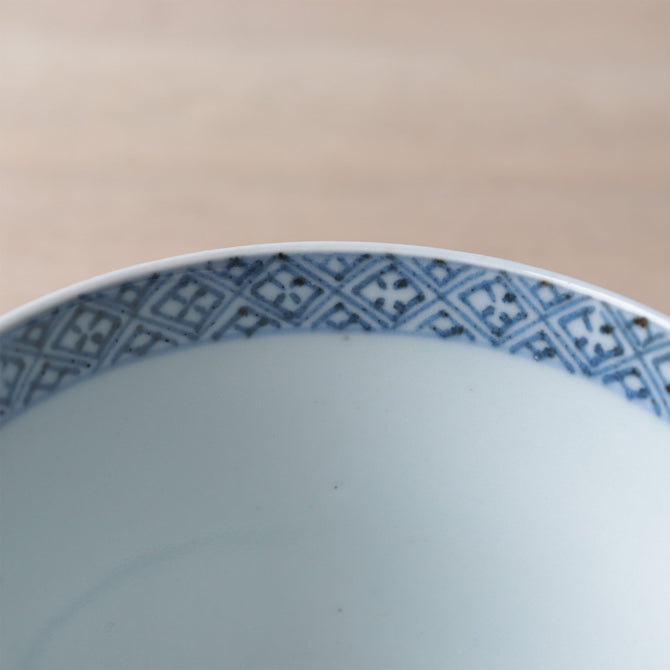 矢羽根文様蕎麦猪口　一客　【OLD IMARI SOBA CHOKO -soba noodle cup 1pc】[p0354]