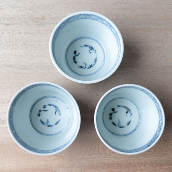 古伊万里蛸唐草紋様蕎麦猪口　1客【OLD IMARI SOBA CHOKO -soba noodle cup 1pc】[p0350]