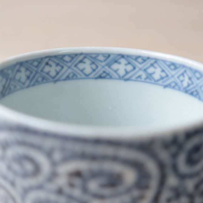 古伊万里蛸唐草紋様蕎麦猪口　1客【OLD IMARI SOBA CHOKO -soba noodle cup 1pc】[p0350]