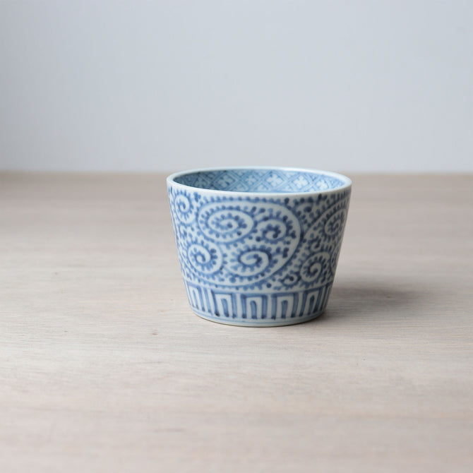古伊万里蛸唐草紋様蕎麦猪口　1客【OLD IMARI SOBA CHOKO -soba noodle cup 1pc】[p0350]