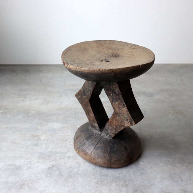 アフリカンスツール ジンバブエ　トンガ族の椅子　【African Stool】[f0308]