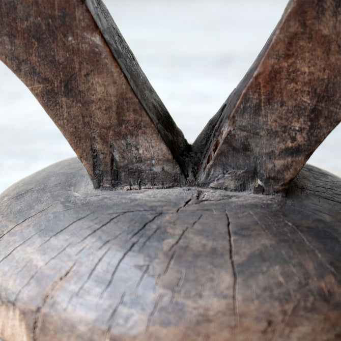 アフリカンスツール ジンバブエ　トンガ族の椅子　【African Stool】[f0308]
