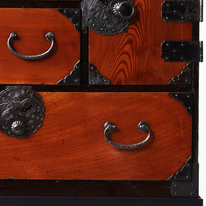 庄内小箪笥　スタンド付き【Shounai small chest with metal stand】 [j1214]　Japanese Antique Furniture