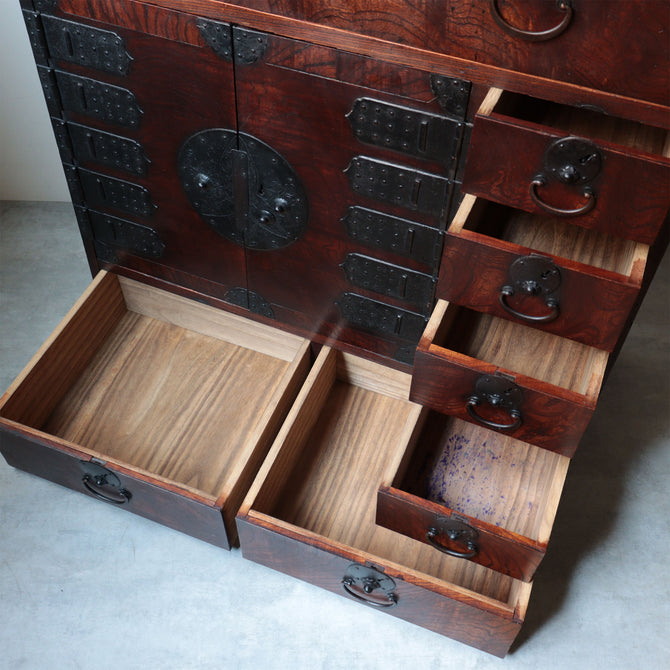 時代箪笥／欅帳場箪笥【KEYAKI CHŌBA-DANSU Merchant's chest】 [j1216]Japanese Antique Furniture