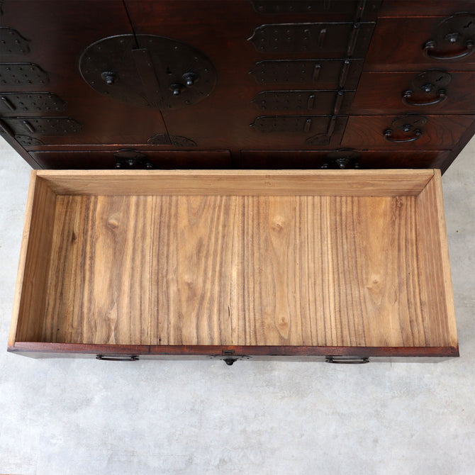 時代箪笥／欅帳場箪笥【KEYAKI CHŌBA-DANSU Merchant's chest】 [j1216]Japanese Antique Furniture