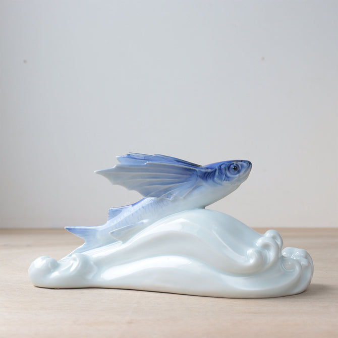 飛魚　宮永東山作【 Flying Fish by Tōzan Miyanaga】 [k0619]