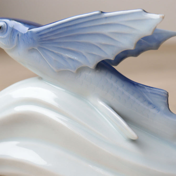 飛魚　宮永東山作【 Flying Fish by Tōzan Miyanaga】 [k0619]