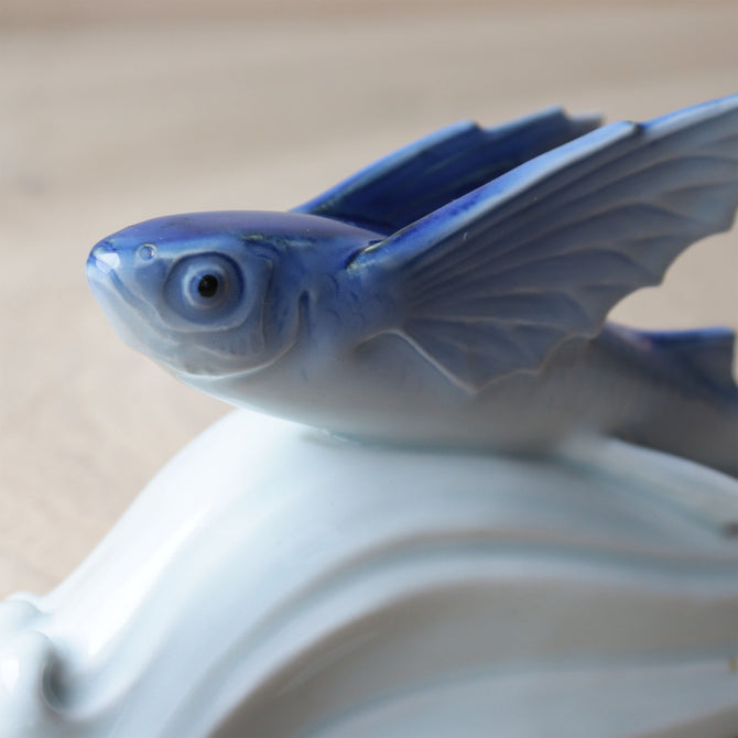 飛魚　宮永東山作【 Flying Fish by Tōzan Miyanaga】 [k0619]