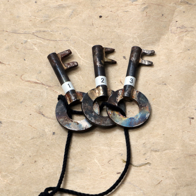 時代箪笥／一本物衣裳箪笥【 clothing chest 】 [j1208]　Japanese Antique Furniture