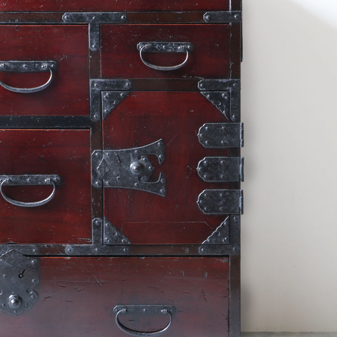時代箪笥／一本物衣裳箪笥【 clothing chest 】 [j1208]　Japanese Antique Furniture