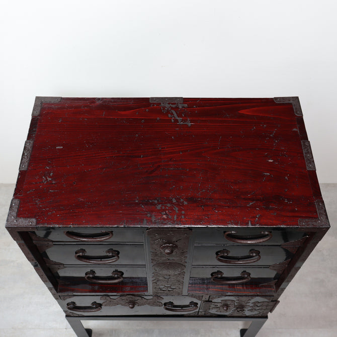 時代箪笥／黒塗庄内閂付小箪笥　スタンド付き【Small chest with metal stand】 [j1221]　Japanese Antique Furniture