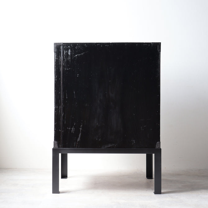 時代箪笥／黒塗庄内閂付小箪笥　スタンド付き【Small chest with metal stand】 [j1222]　Japanese Antique Furniture