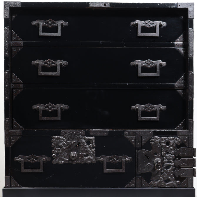 時代箪笥／黒塗庄内閂付小箪笥　スタンド付き【Small chest with metal stand】 [j1222]　Japanese Antique Furniture