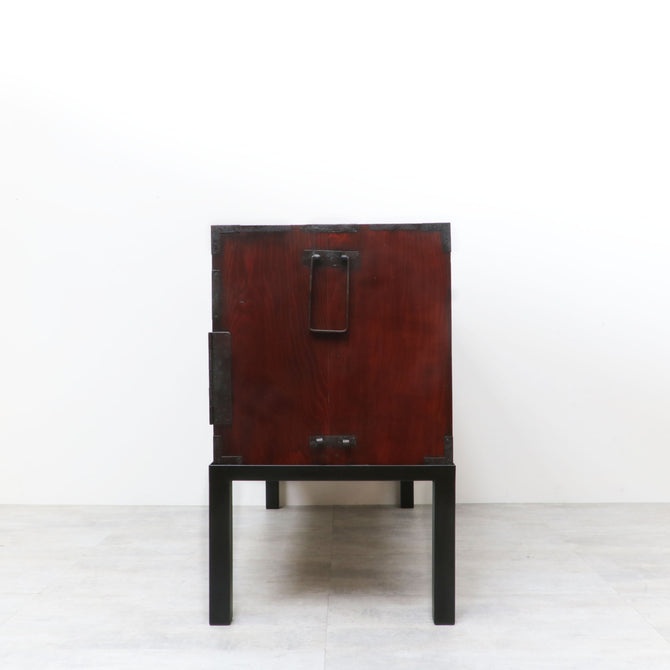 時代箪笥／米沢桜丸衣裳箪笥　スタンド付き【Yonezawa clothing chest with metal stand 】 [j1210]　Japanese Antique Furniture