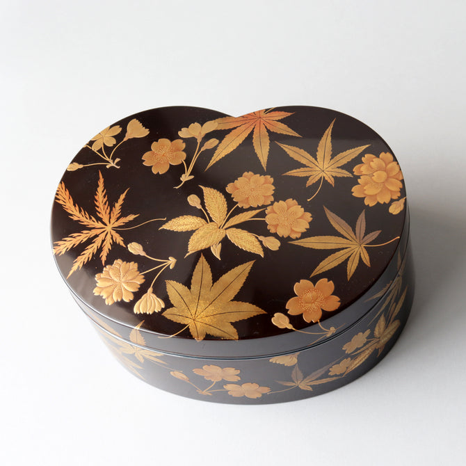 州浜形桜花紅葉図蒔絵箱[k0569]【Lacuerd small box design of cherry blossoms and maple leaves 】