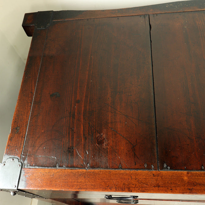 時代箪笥／閂錠付車箪笥【Wheeled chest with bar lock】 [j1188]Japanese Antique Furniture