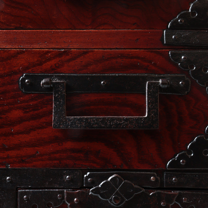 時代箪笥／酒田船箪笥　スタンド付き【FUNADANSU - sea chest with metal stand】 [j1229]　Japanese Antique Furniture