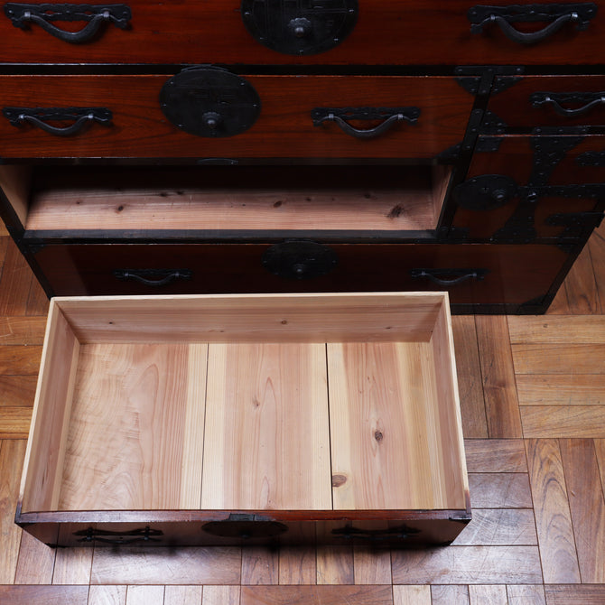 時代箪笥／米沢丸福紋衣裳箪笥【YONEZAWA clothing chest】 [j1145]　Japanese Antique Furniture