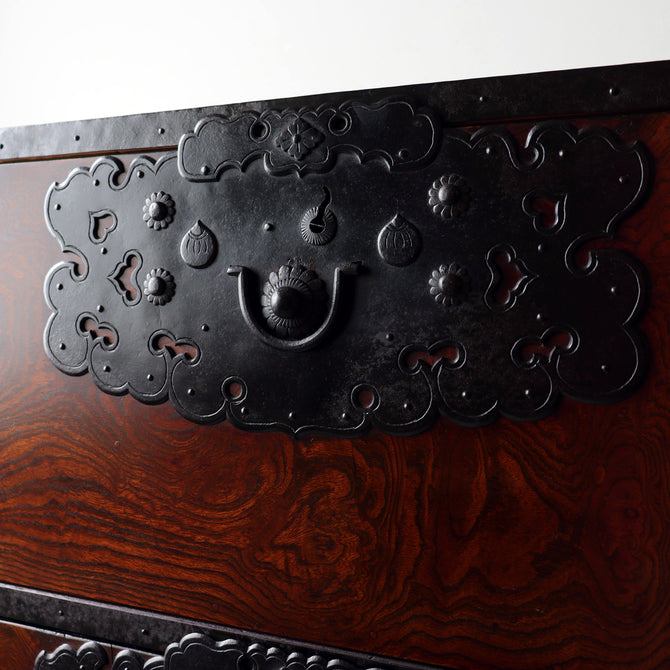 時代箪笥／佐渡衣裳箪笥  [j1194]【 Sado clothing chest -Japanese antique furniture】