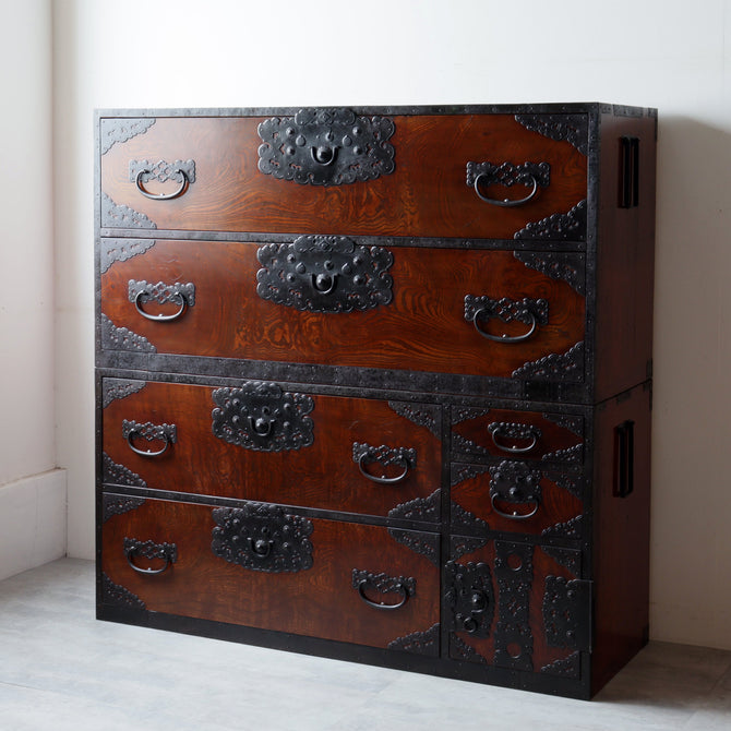 時代箪笥／佐渡衣裳箪笥  [j1194]【 Sado clothing chest -Japanese antique furniture】