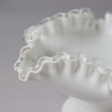 Fenton シルバークレストミルクガラスコンポート　U.S.A.ビンテージガラス　[g047]