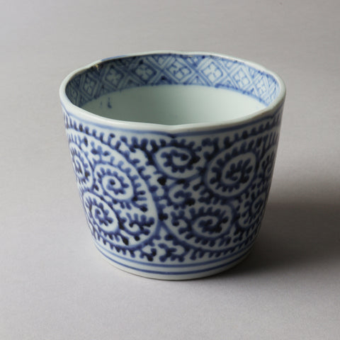 古伊万里蛸唐草紋様蕎麦猪口　1客【OLD IMARI SOBA CHOKO -soba noodle cup 1pc】[p0346]