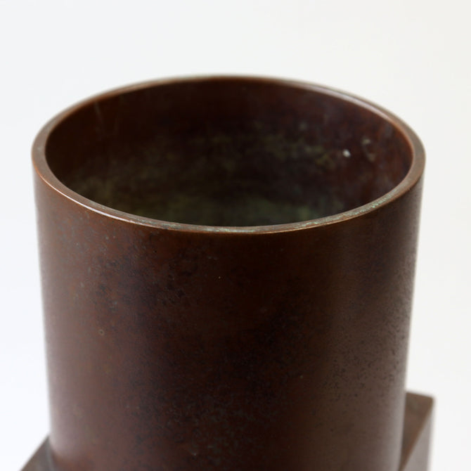 会田富康作　青銅筒形花入【 Bronze vase by Tomiyasu Aida】 [k0609]