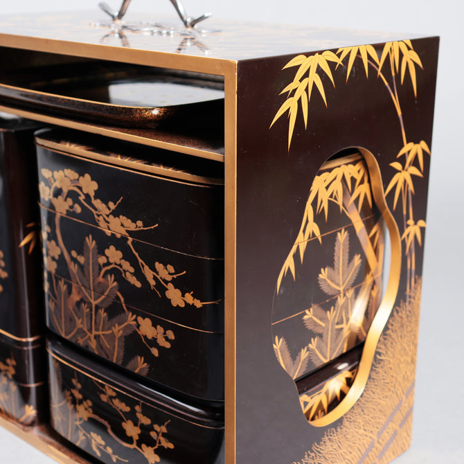 蒔絵松竹梅図花見重[k0539]【Makie Hanami-ju ( lacquered lunch box with Shochikubai design ) 】