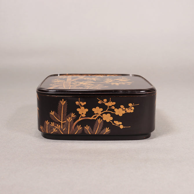 蒔絵松竹梅図花見重[k0539]【Makie Hanami-ju ( lacquered lunch box with Shochikubai design ) 】