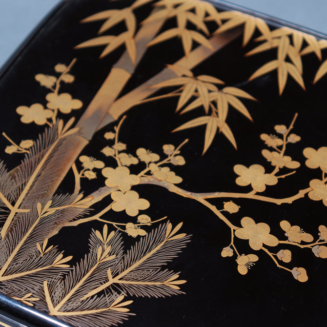 蒔絵松竹梅図花見重[k0539]【Makie Hanami-ju ( lacquered lunch box with Shochikubai design ) 】
