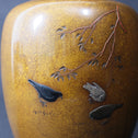 鳩図銅花瓶[k0545]【Bronze vase with dove design】