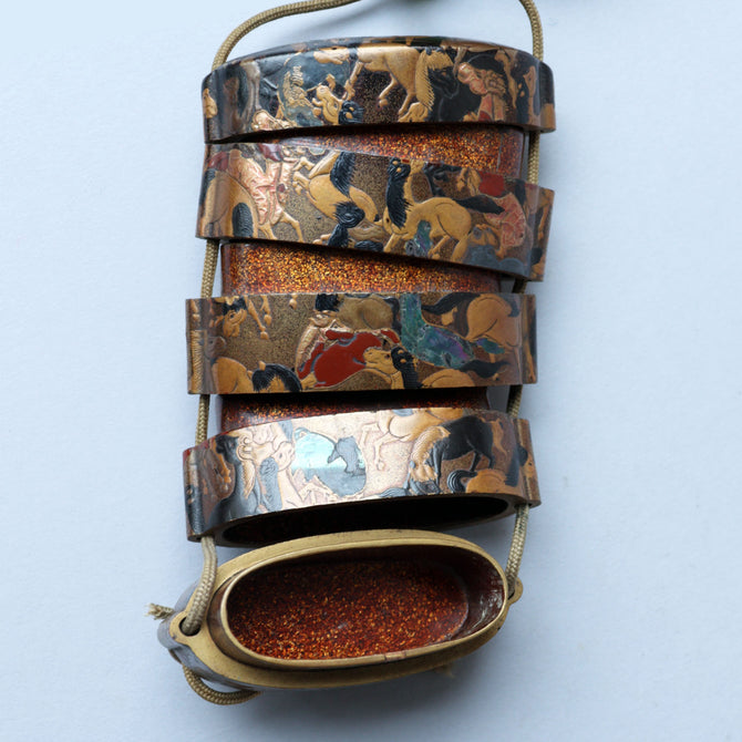 馬尽くし漆絵蒔絵印籠【INRO (Medicine case) with horse design】[k0604]