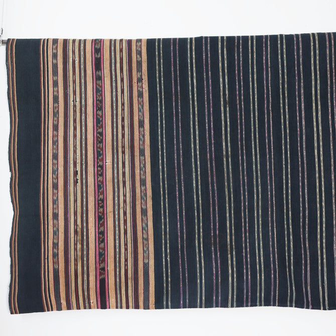 インドネシア　レンバタ島　サロン[TX159]