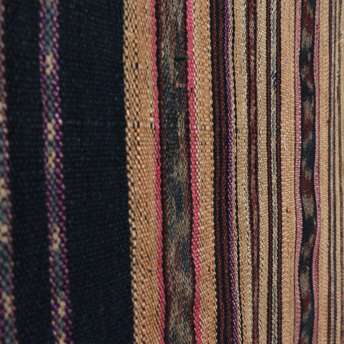 インドネシア　レンバタ島　サロン[TX159]