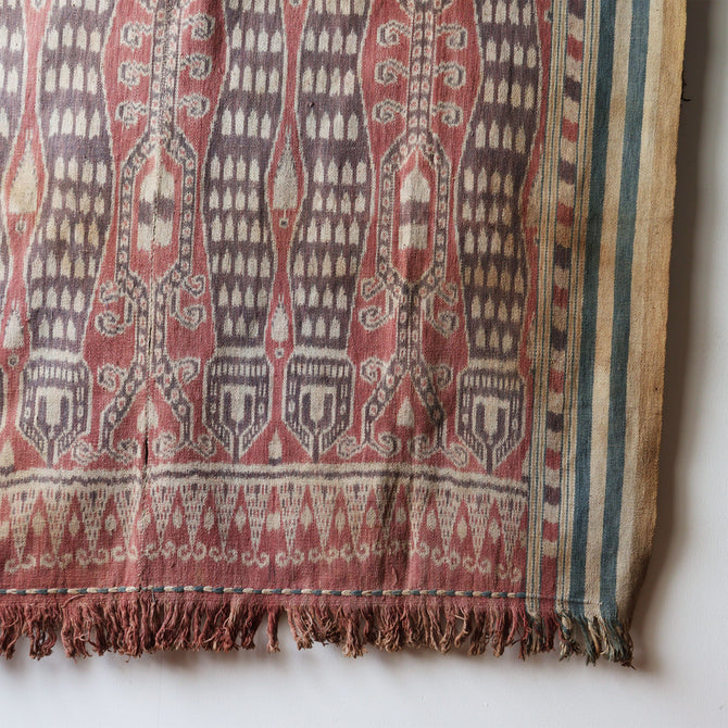 インドネシア　カリマンタン島イバン ダヤック族イカット[TX166]