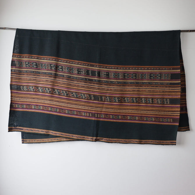 インドネシア　レンバタ島　サロン[TX161]