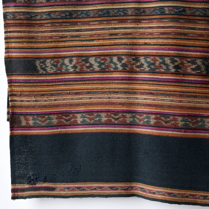 インドネシア　レンバタ島　サロン[TX161]