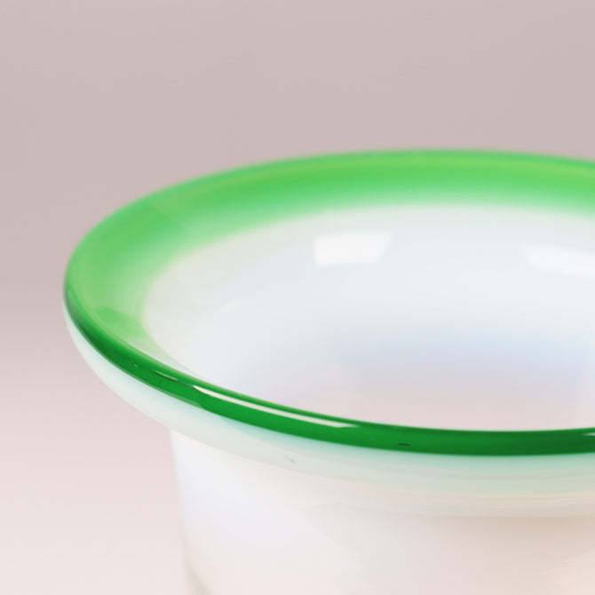 緑縁ベル型氷コップ  [g018]