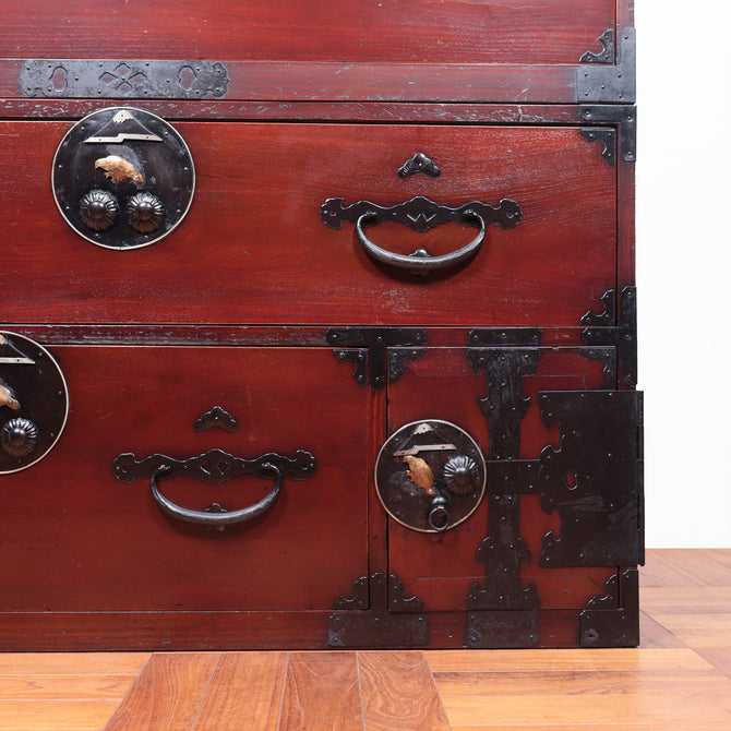 時代箪笥／二本松丸金具衣裳箪笥[j1036]　【Nihonmatsu clothing chest】Japanese Antique Furniture