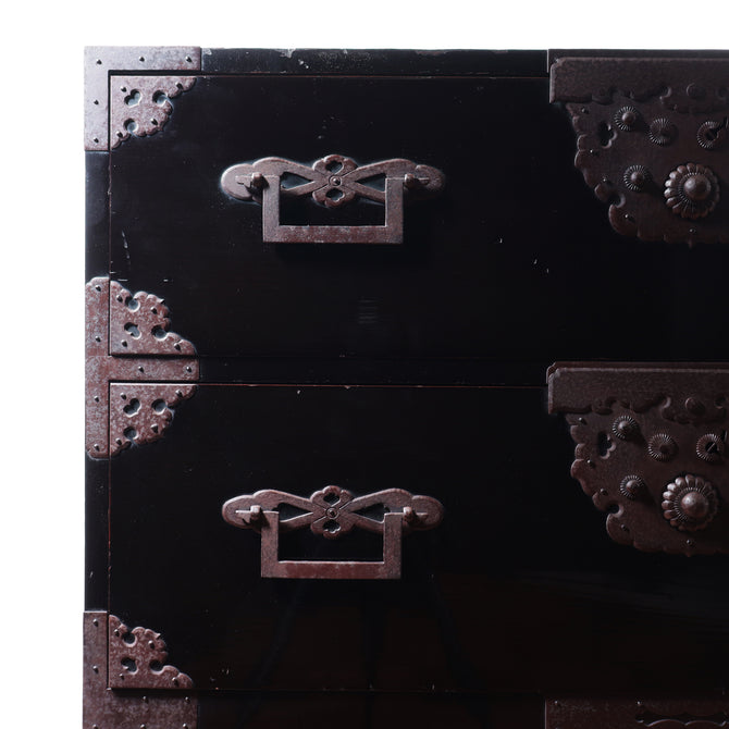 時代箪笥／黒塗庄内衣裳箪笥【Shonai clothing chest】[j1065]　Japanese Antique Furniture
