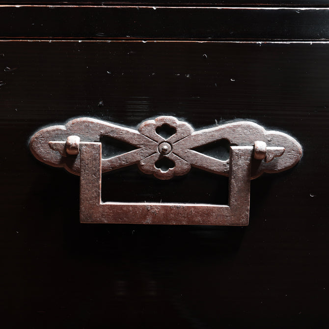 時代箪笥／黒塗庄内衣裳箪笥【Shonai clothing chest】[j1065]　Japanese Antique Furniture