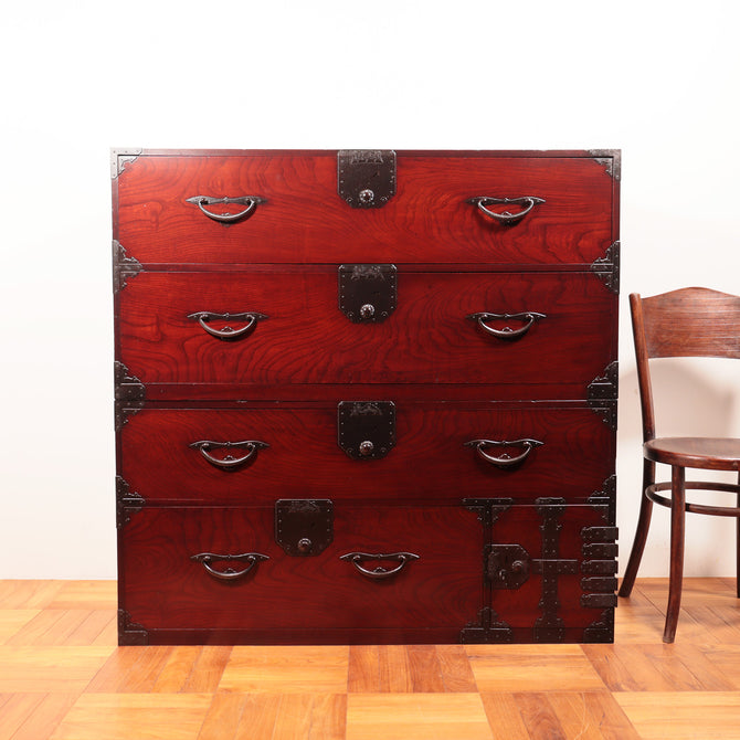 時代箪笥／欅二本松角金具衣裳箪笥【NIHONMATSU clothing chest】 [j1015]　Japanese Antique Furniture