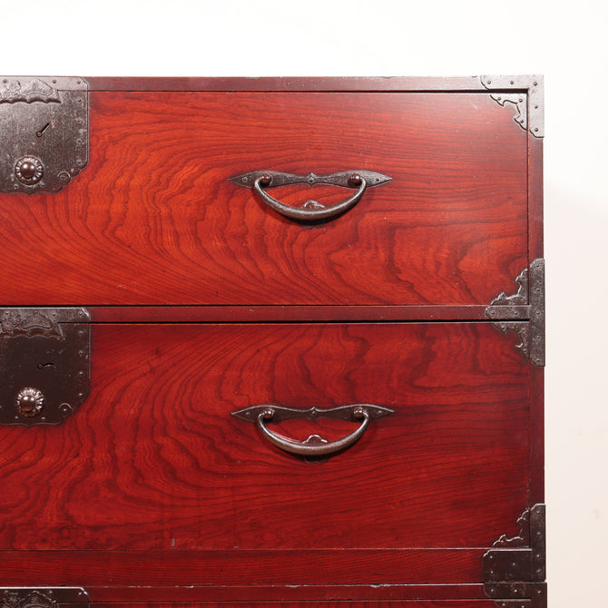 時代箪笥／欅二本松角金具衣裳箪笥【NIHONMATSU clothing chest】 [j1015]　Japanese Antique Furniture