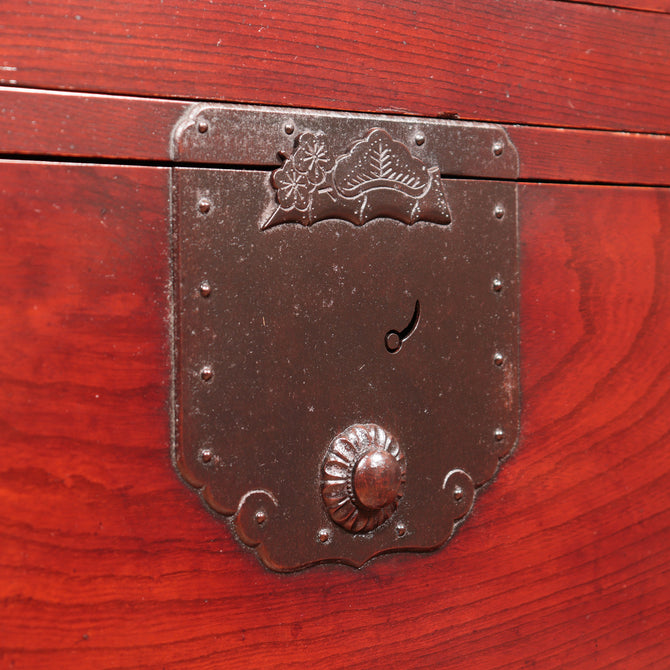 時代箪笥／欅二本松角金具衣裳箪笥【NIHONMATSU clothing chest】 [j1015]　Japanese Antique Furniture