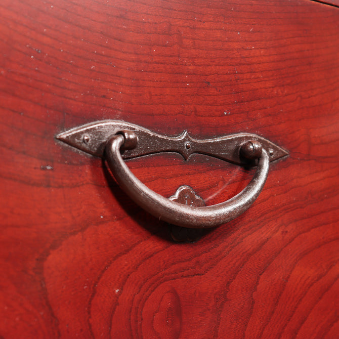 時代箪笥／欅二本松角金具衣裳箪笥【NIHONMATSU clothing chest】 [j1015]　Japanese Antique Furniture